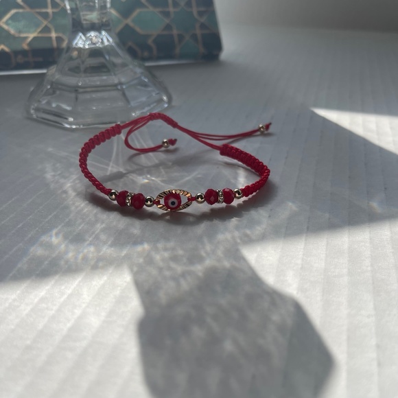 NWOT : Evil Eye Red Bracelet- - Picture 6 of 15